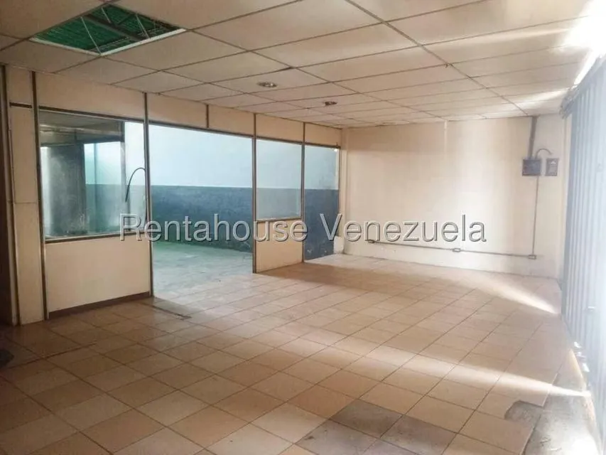 Local Comercial en Venta en Zona Oeste, Lara - 25