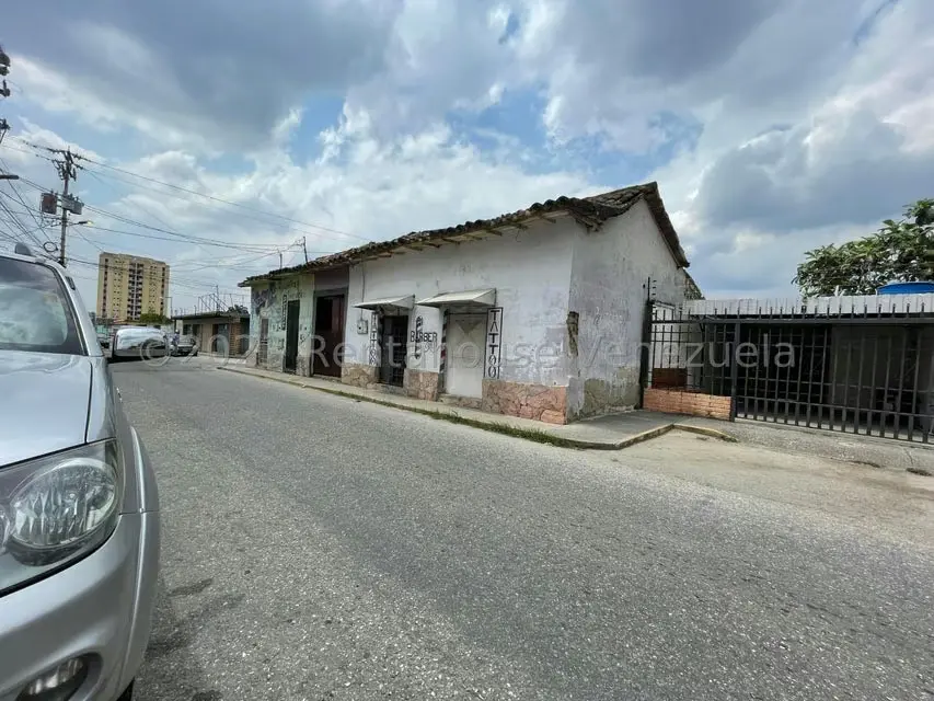 Terreno (Comercial) en Venta en Centro, Lara - 2