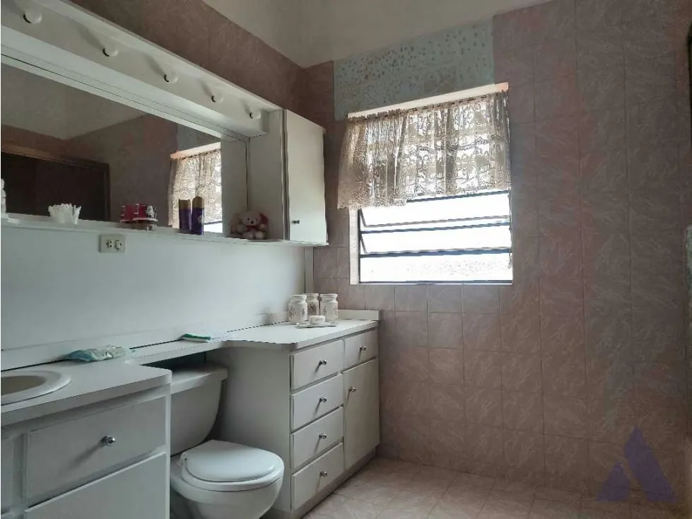 Vendo casa 600m2 Cumbres de Curumo 2409 - 18