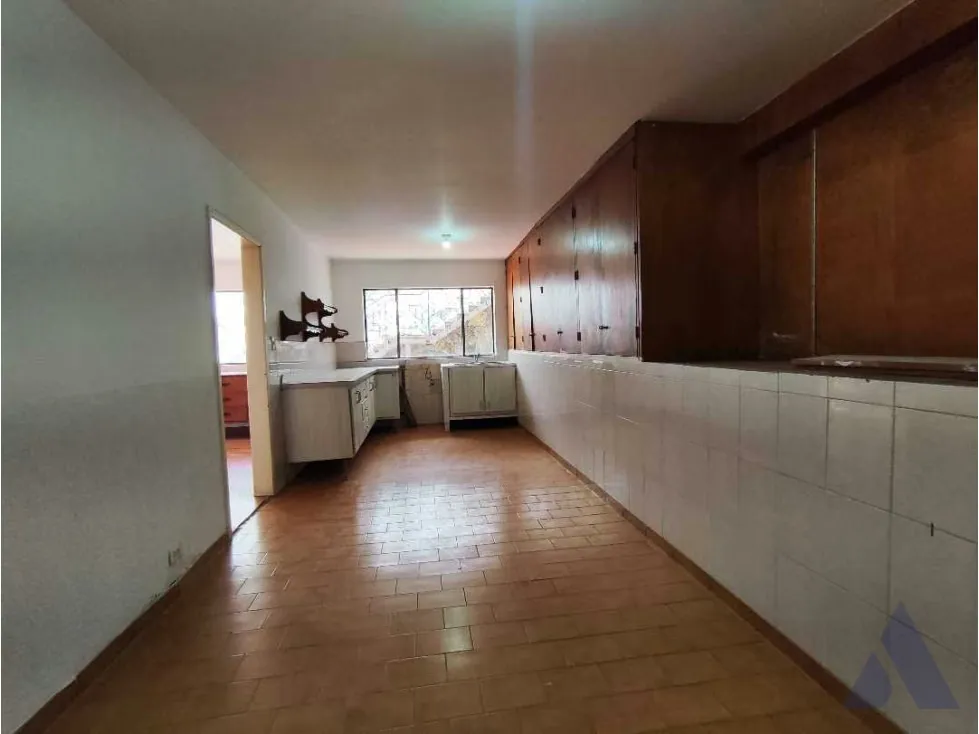 Vendo casa 600m2 Cumbres de Curumo 2409 - 20