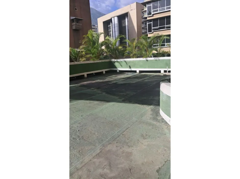 Alquilo oficina c/ terraza 150m2 Los Palos Grandes 4431 - 6