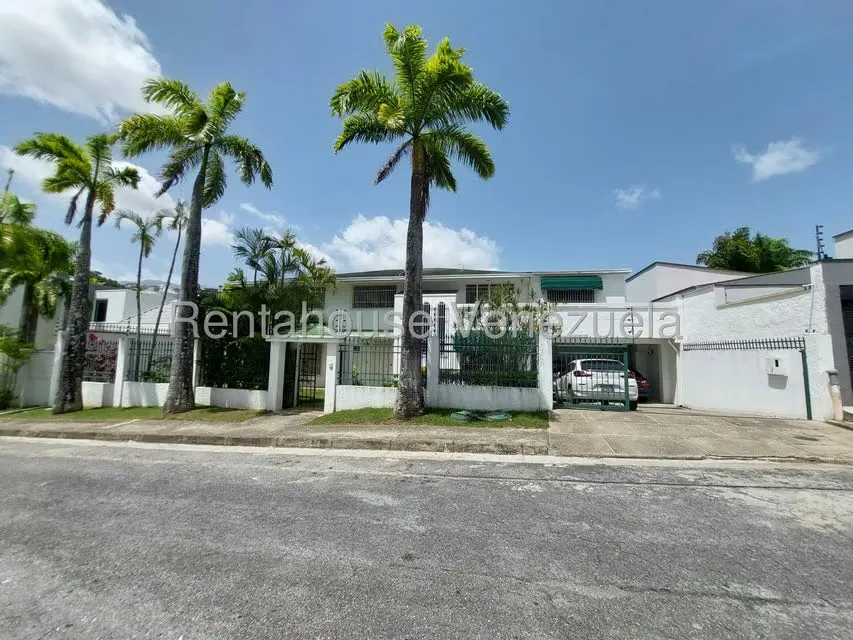 Casa (1 Nivel) en Venta en Colinas del Tamanaco, Distrito Metropolitano - 104