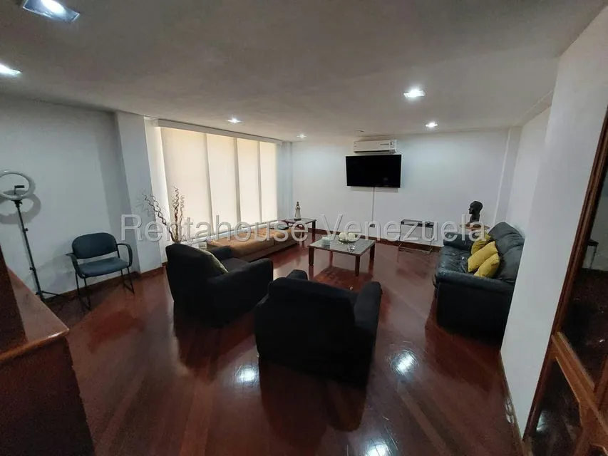 Casa (1 Nivel) en Venta en Colinas del Tamanaco, Distrito Metropolitano - 14
