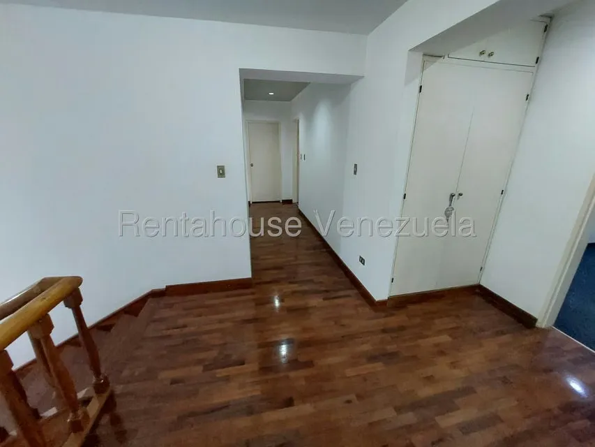 Casa (1 Nivel) en Venta en Colinas del Tamanaco, Distrito Metropolitano - 32