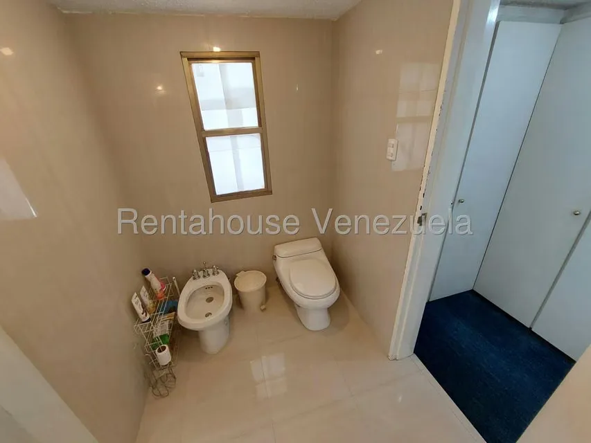 Casa (1 Nivel) en Venta en Colinas del Tamanaco, Distrito Metropolitano - 42