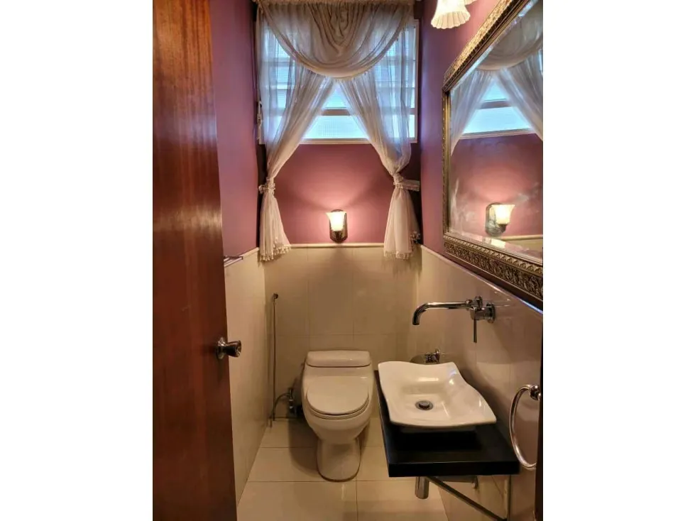 Se vende casa 2510m2 San Bernardino 1654 - 16