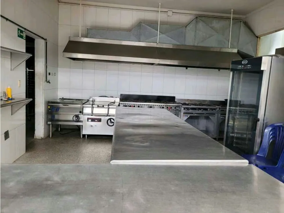 Se vende casa 2510m2 San Bernardino 1654 - 21