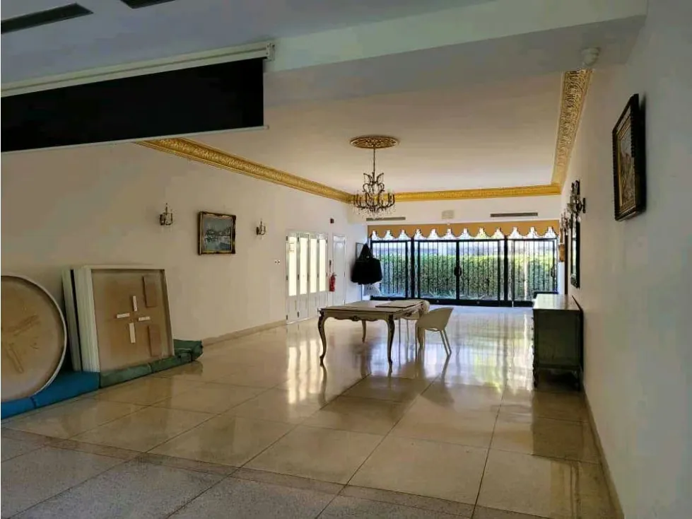 Se vende casa 2510m2 San Bernardino 1654 - 24