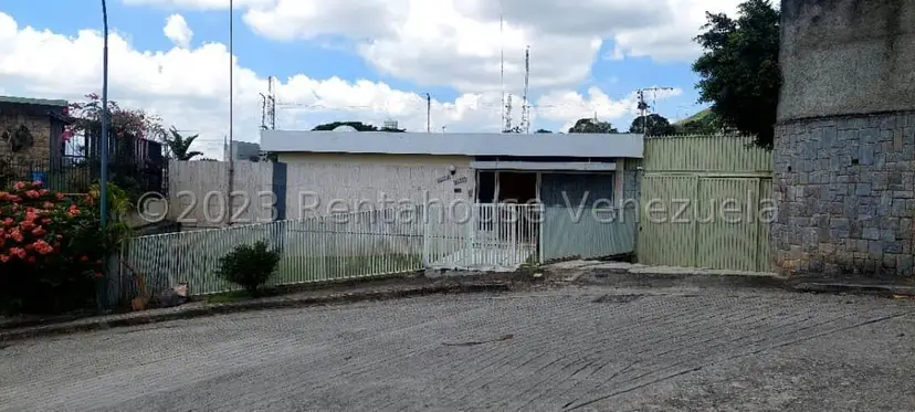 Casa (Duplex) en Venta en Alta Florida, Distrito Metropolitano
