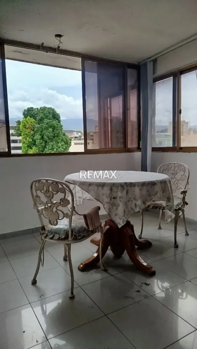 Venta de Edificio Comercial de Oportunidad en el Centro de la Ciudad de Maracay Es tu Oportunidad de Invertir!! - 12