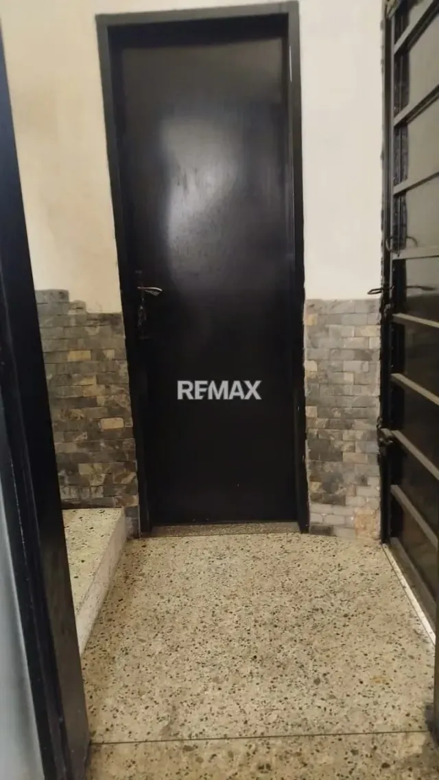 Venta de Edificio Comercial de Oportunidad en el Centro de la Ciudad de Maracay Es tu Oportunidad de Invertir!! - 18