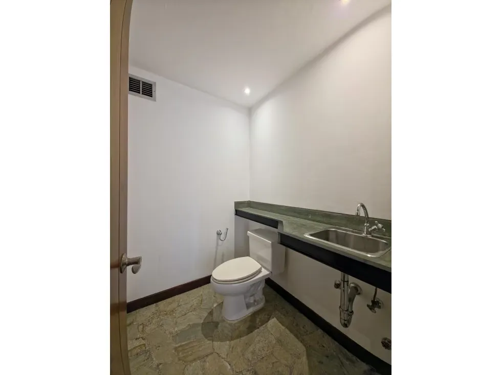 PLANTA BAJA DUPLEX EN VENTA 544 M2 - URB LA ALAMEDA - 19