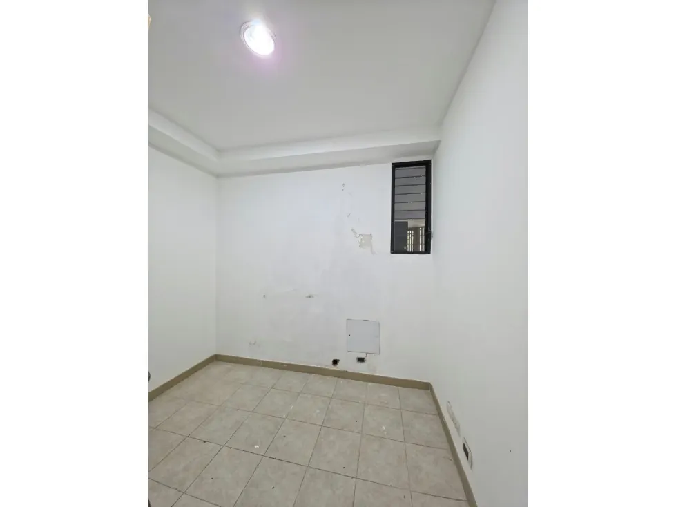 PLANTA BAJA DUPLEX EN VENTA 544 M2 - URB LA ALAMEDA - 22
