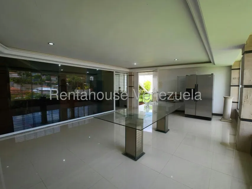Casa (Multipes Niveles) en Venta en Cumbres de Curumo, Distrito Metropolitano - 13