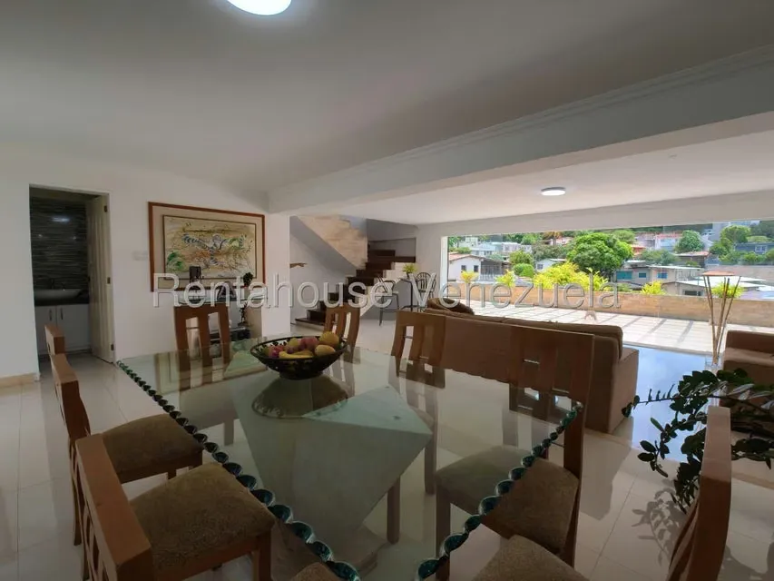 Casa (Multipes Niveles) en Venta en Cumbres de Curumo, Distrito Metropolitano - 17