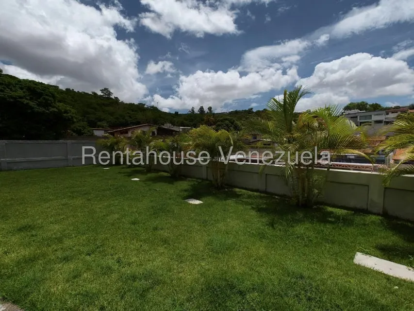 Casa (Multipes Niveles) en Venta en Cumbres de Curumo, Distrito Metropolitano - 48
