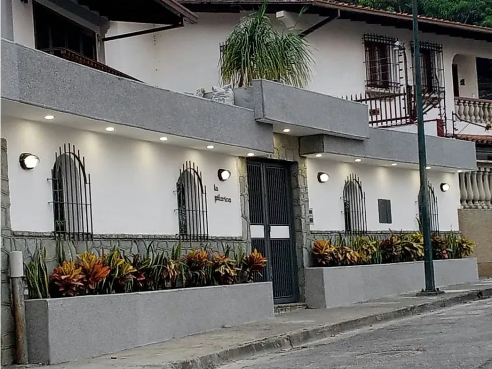 Vendo casa actualizada 440m2 5h/6b/2p Los Naranjos 2112 - 2