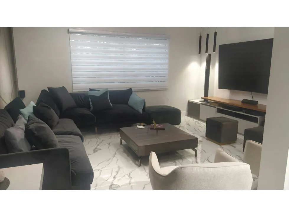 Vendo casa actualizada 440m2 5h/6b/2p Los Naranjos 2112 - 5