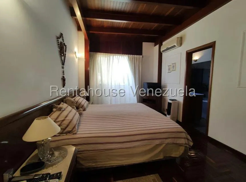 Apartamento (1 Nivel) en Venta en Las Esmeraldas, Distrito Metropolitano - 24