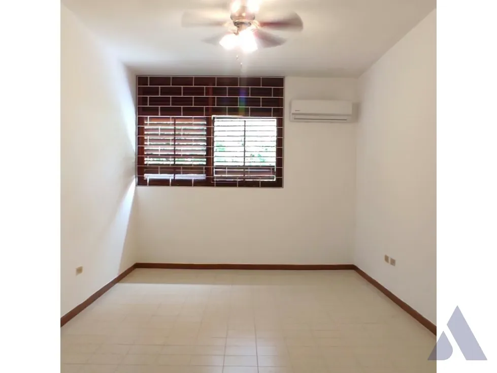 Se alquila casa 200m2 El Cafetal 2419 - 14