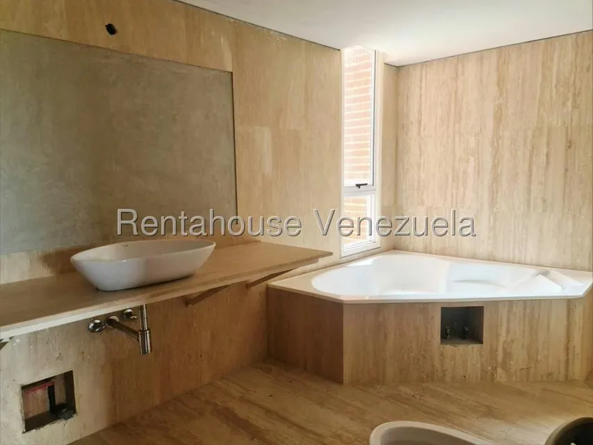 Apartamento (1 Nivel) en Venta en Colinas de Valle Arriba / Mirador de Los Campitos, Distrito Metropolitano - 15