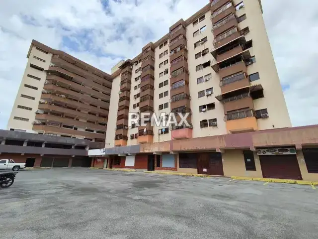 LOCAL CENTRO RESIDENCIAL BOYACA