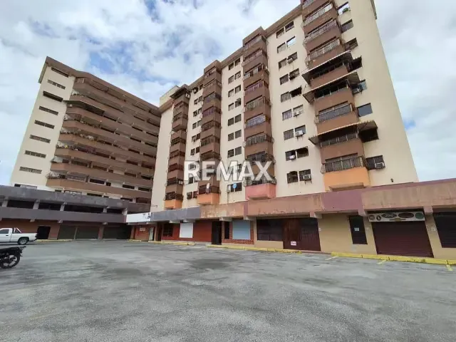LOCAL CENTRO RESIDENCIAL BOYACA