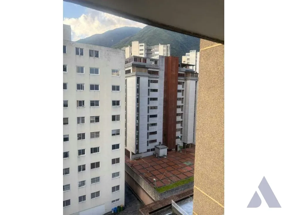 Alquilo apartamento amoblado para estudiante 75m2 Tzas del Ávila 0125