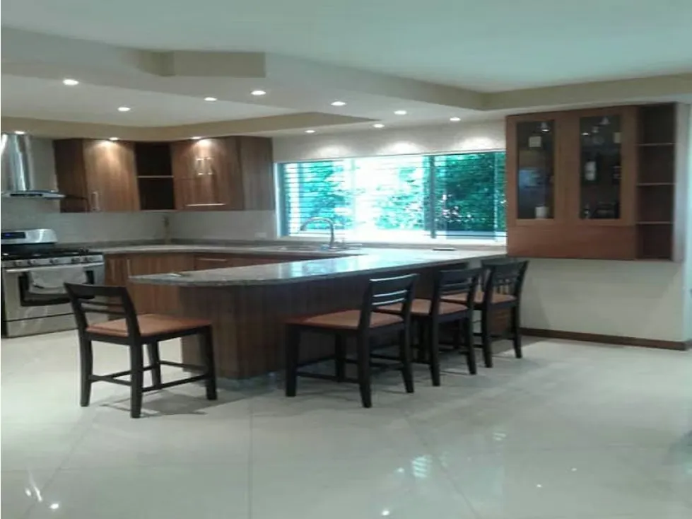 Alquilo anexo 220m2 La California Sur 0637 - 4