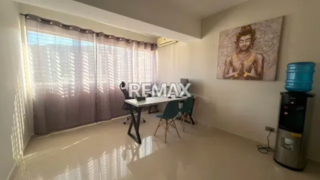 Se vende penthouse de 450mts en el Parral