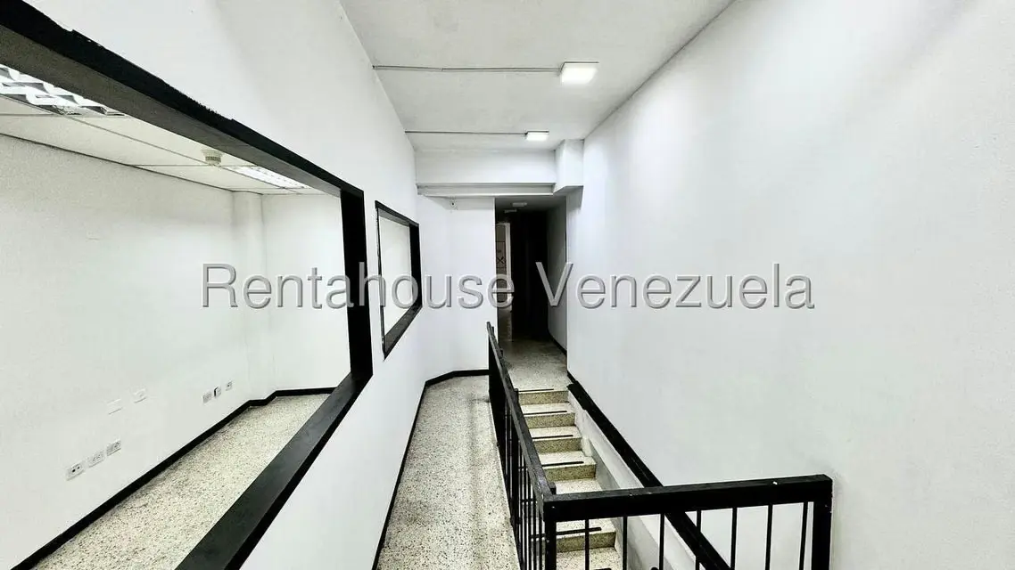 Local Comercial en Alquiler en Bello Monte, Distrito Metropolitano - 6
