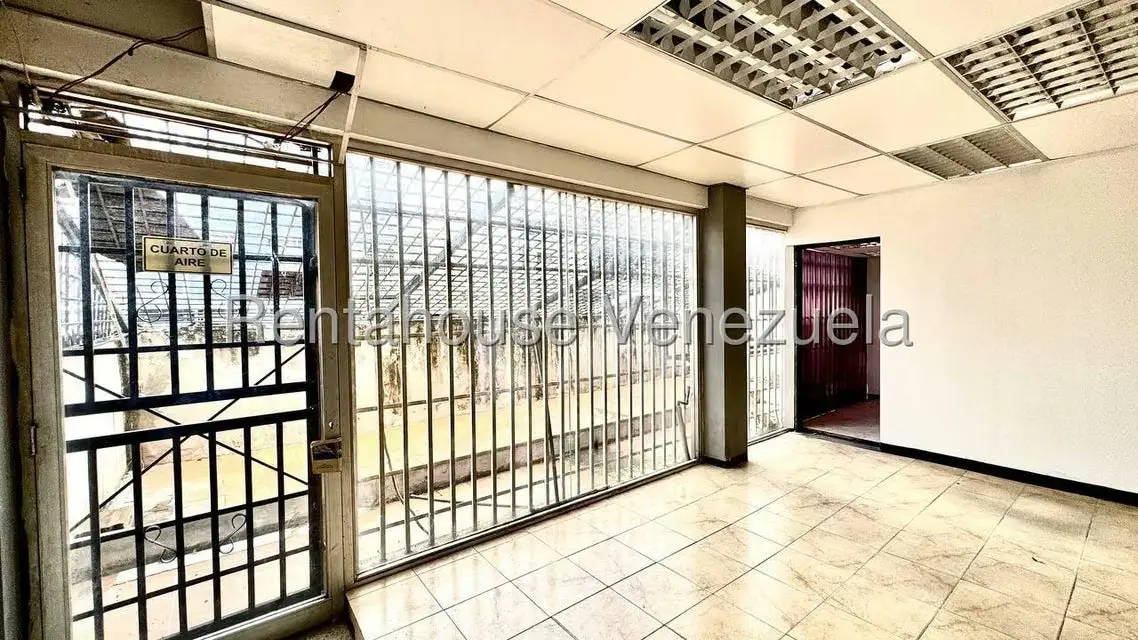Local Comercial en Alquiler en Bello Monte, Distrito Metropolitano - 9