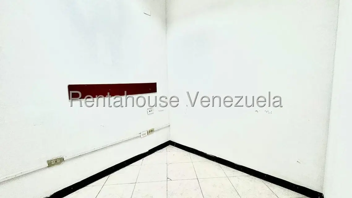 Local Comercial en Alquiler en Bello Monte, Distrito Metropolitano - 10