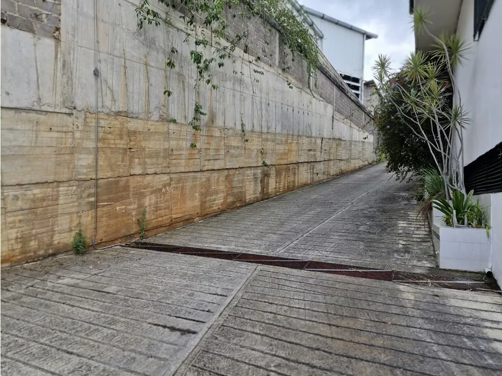 Alquilo galpon 2000m2 Km9 Fllas de Mariche 7986 - 2