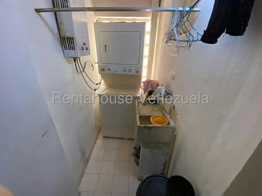 Apartamento (1 Nivel) en Venta en Lomas del Este, Carabobo - 11