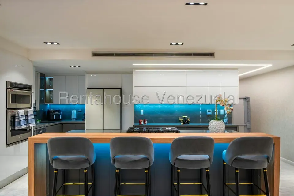 Apartamento (1 Nivel) en Venta en Lomas de Las Mercedes, Distrito Metropolitano - 11