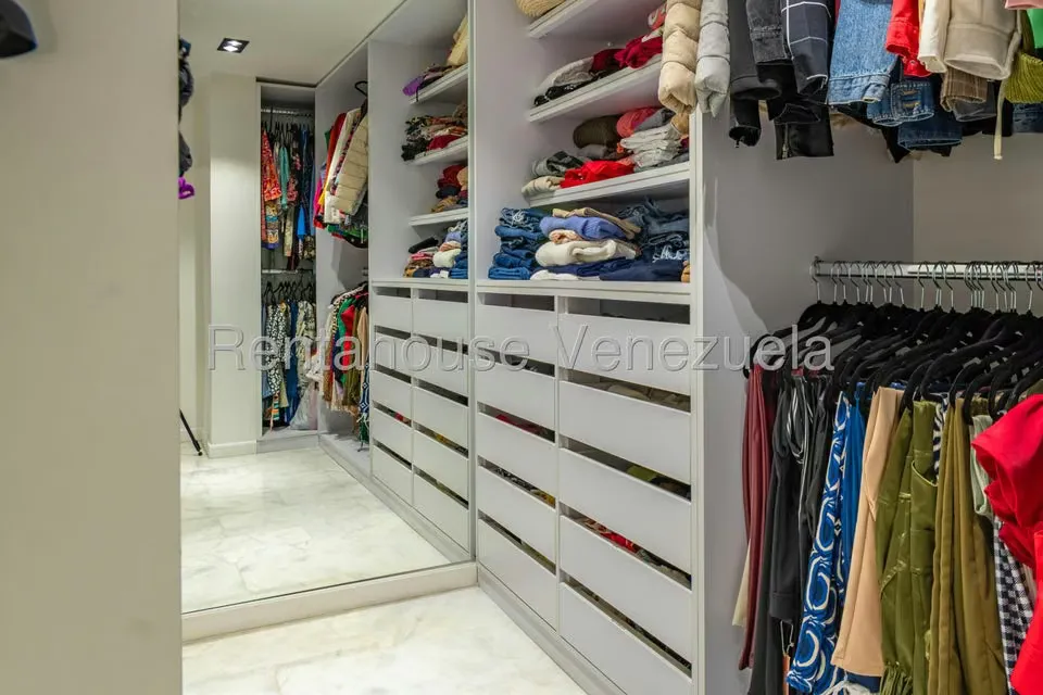 Apartamento (1 Nivel) en Venta en Lomas de Las Mercedes, Distrito Metropolitano - 20