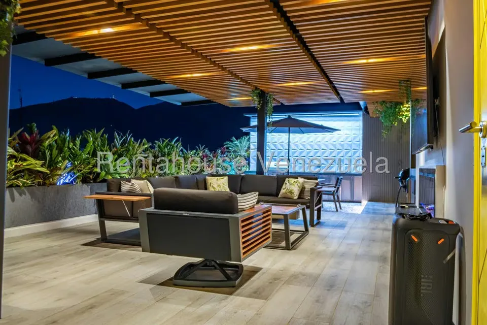Apartamento (1 Nivel) en Venta en Lomas de Las Mercedes, Distrito Metropolitano - 2