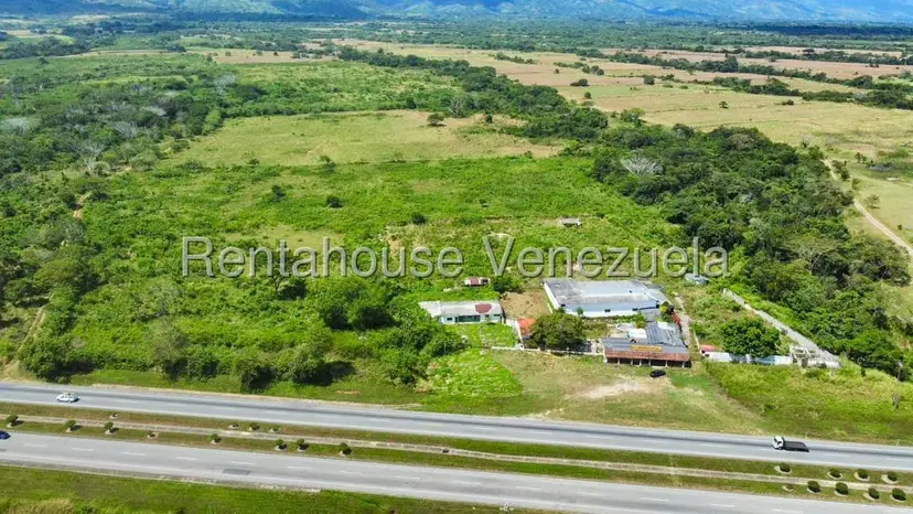 Comercial (Local Comercial) en Venta en Bruzual, Yaracuy