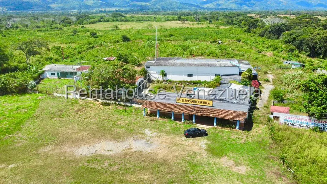 Comercial (Local Comercial) en Venta en Bruzual, Yaracuy - 2
