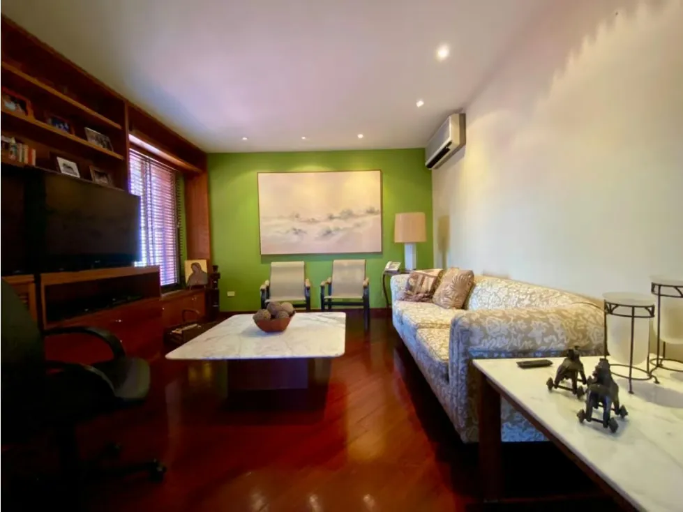 Se vende Casa 630m² 4h+2s/ 3b+s/ 3e La Floresta - 11