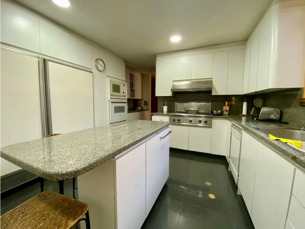 Se vende Casa 630m² 4h+2s/ 3b+s/ 3e La Floresta - 12