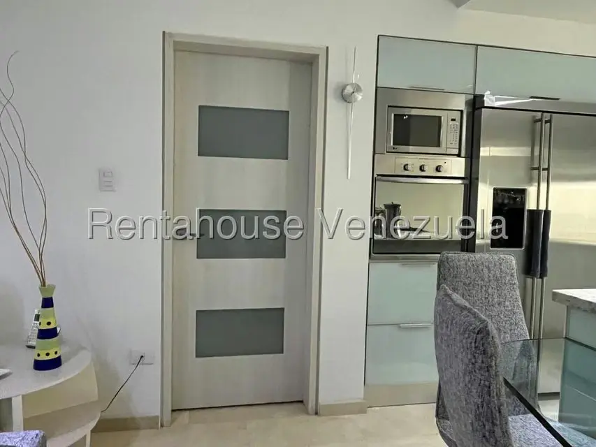 Apartamento (1 Nivel) en Venta en San Roman, Distrito Metropolitano - 25