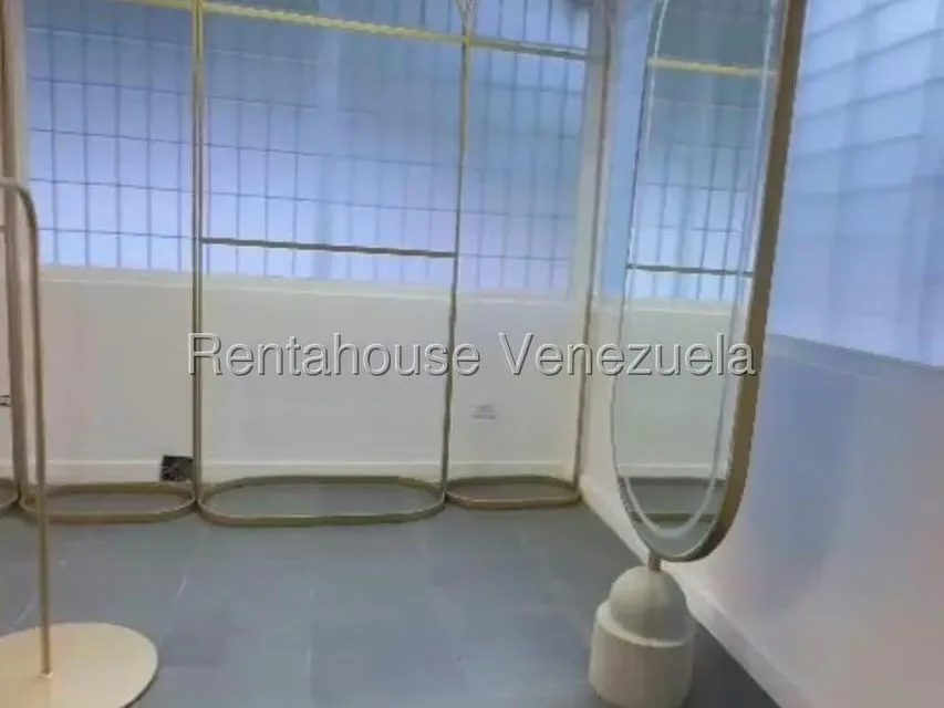 Oficina en Alquiler en Chuao, Distrito Metropolitano - 9