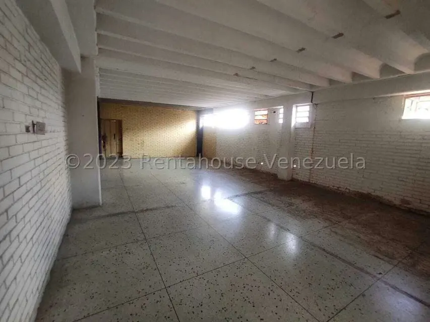 Local Comercial en Alquiler en Centro, Lara - 15