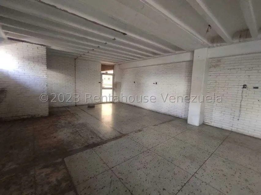 Local Comercial en Alquiler en Centro, Lara - 16