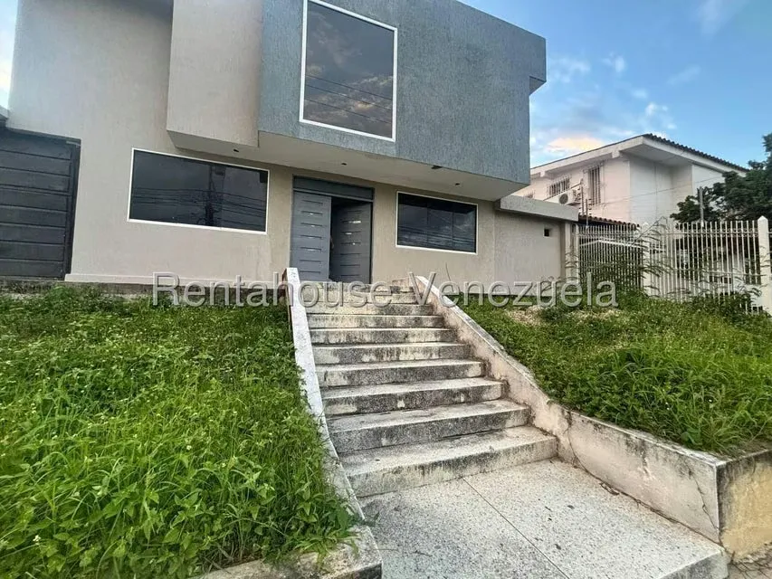 Casa (Duplex) en Venta en Santa Elena, Lara