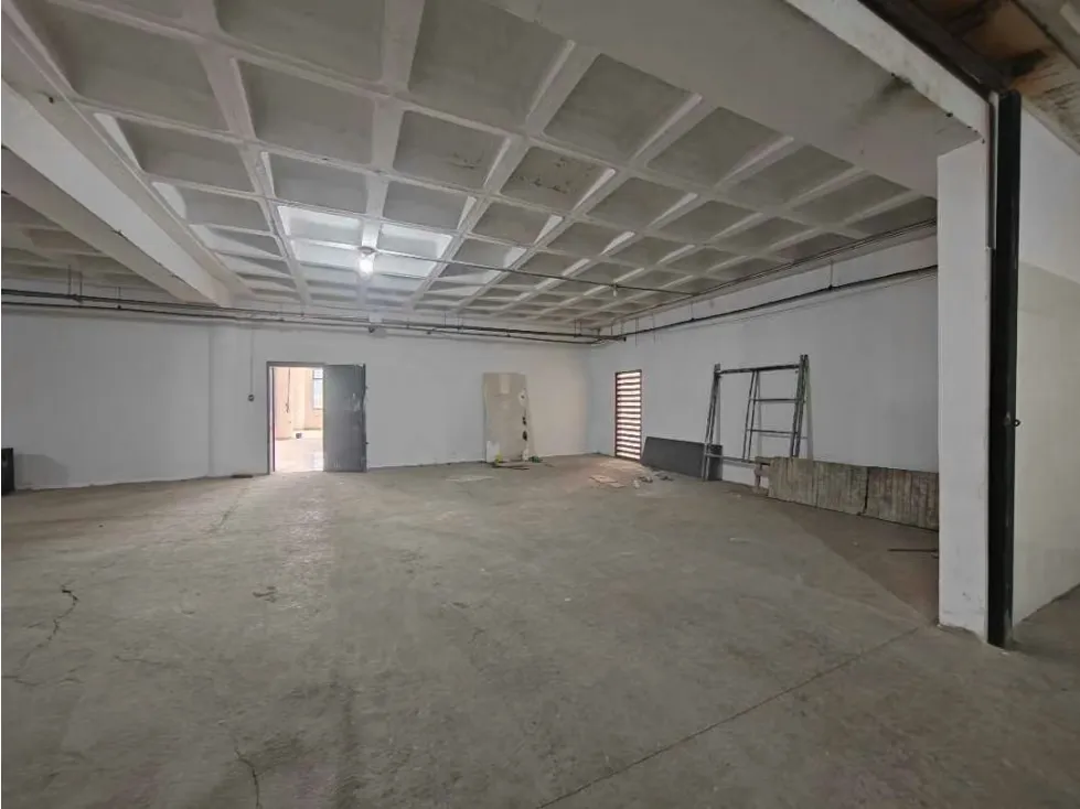 Se alquilan local comercial/industrial 500m2 Piedra Azul 8388 - 2