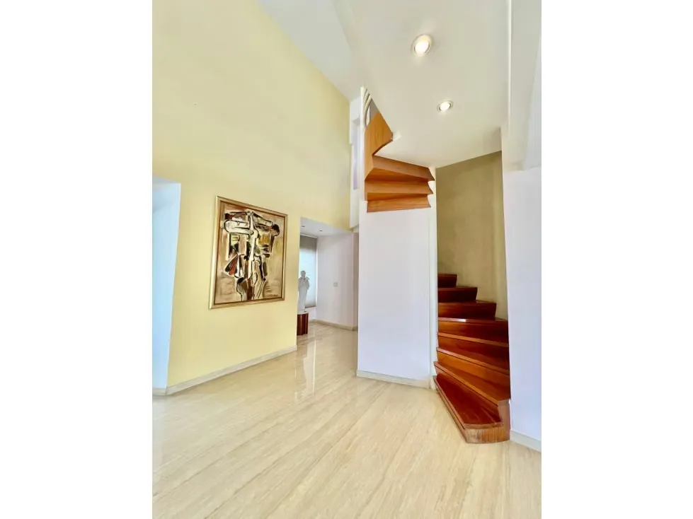 Apartamento PH en Venta en Colinas de Valle Arriba 3H+S/ 5B/ 5P/ 3M - 9