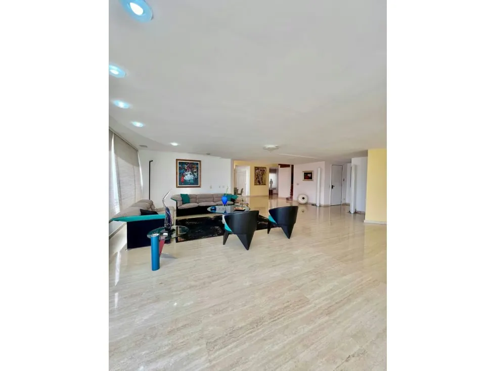 Apartamento PH en Venta en Colinas de Valle Arriba 3H+S/ 5B/ 5P/ 3M - 10